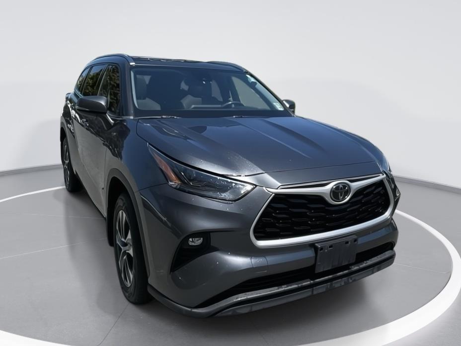 2021 Toyota Highlander XLE AWD
