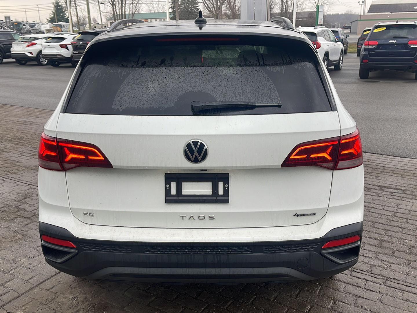 View vehicle photo 4