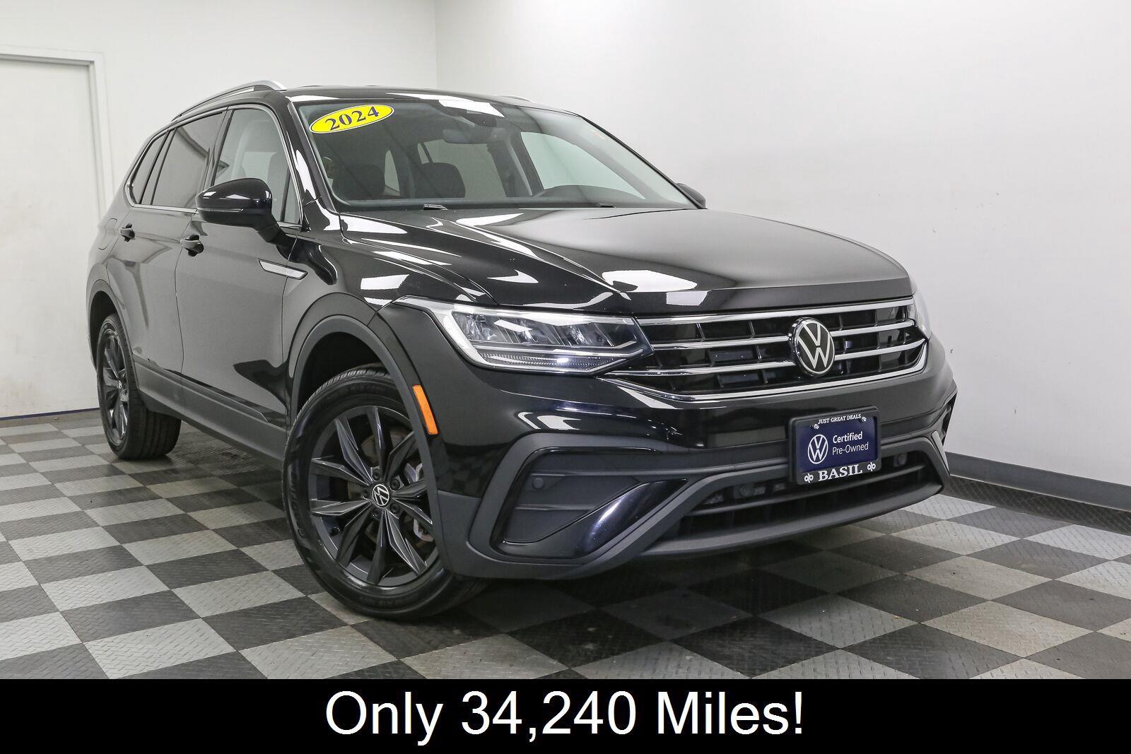 Certified Used 2024 Deep Black Pearl Volkswagen SE image 3