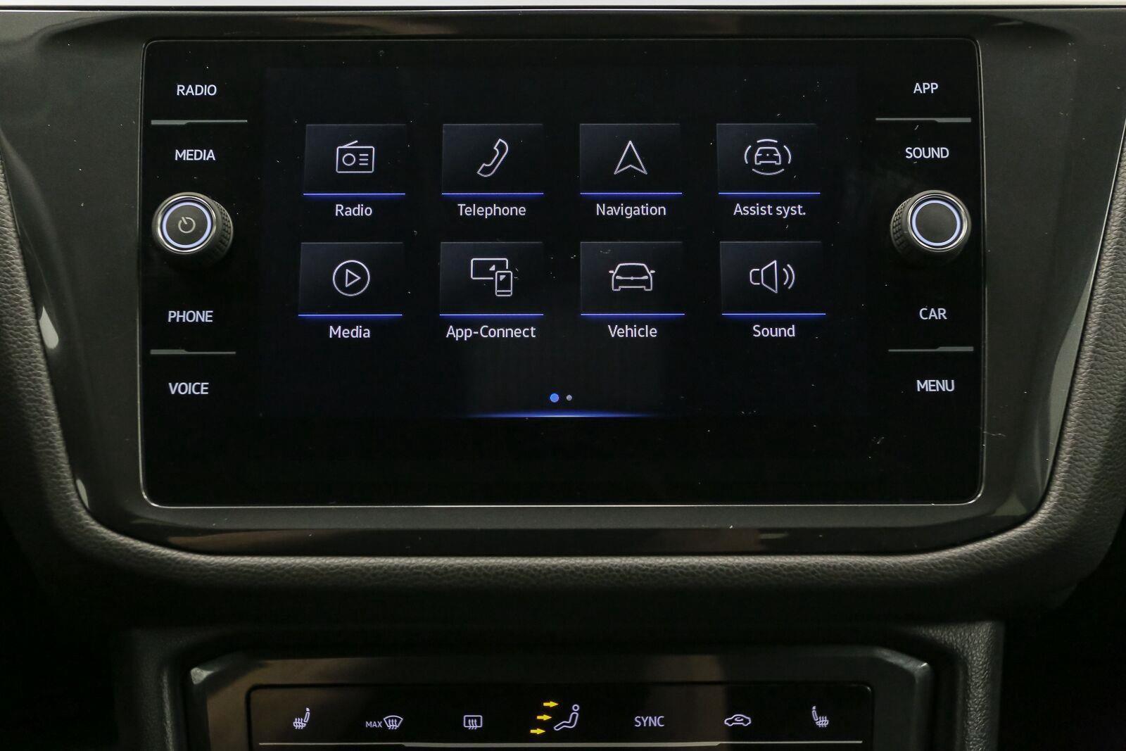 Certified Used 2024 Deep Black Pearl Volkswagen SE image 28