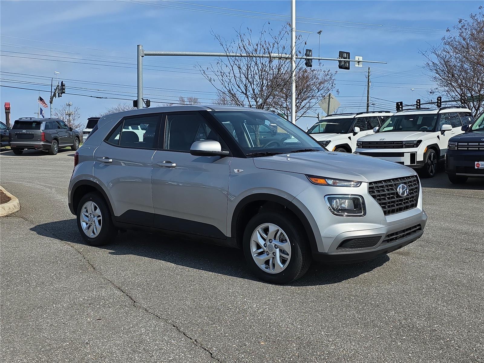 2026 Hyundai Venue SE FWD