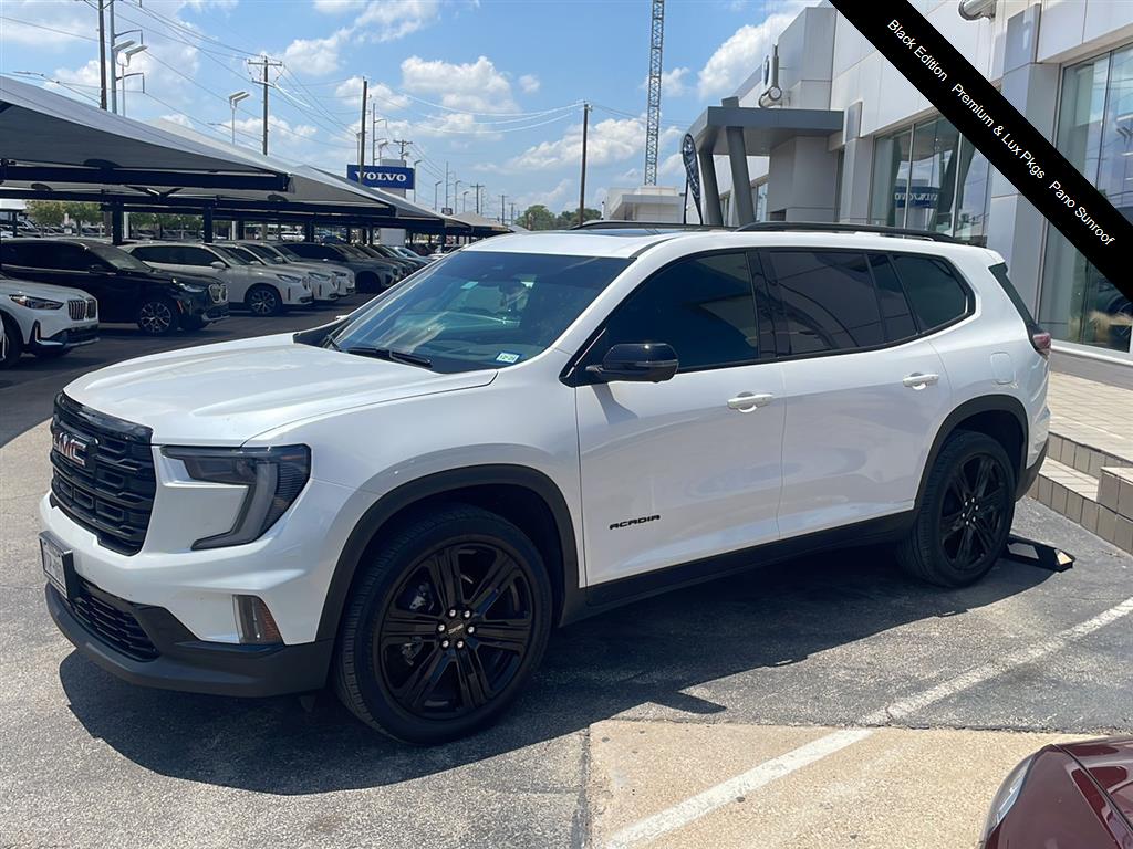 White Frost Tricoat 2025 GMC Acadia Elevation FWD SUV / Crossover Front-Wheel Drive 8-Speed Automatic