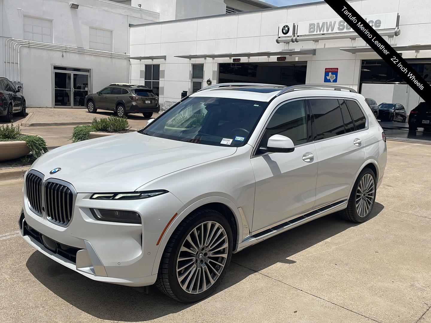 Mineral White Metallic 2024 BMW X7 SUV / Crossover All-Wheel Drive Automatic