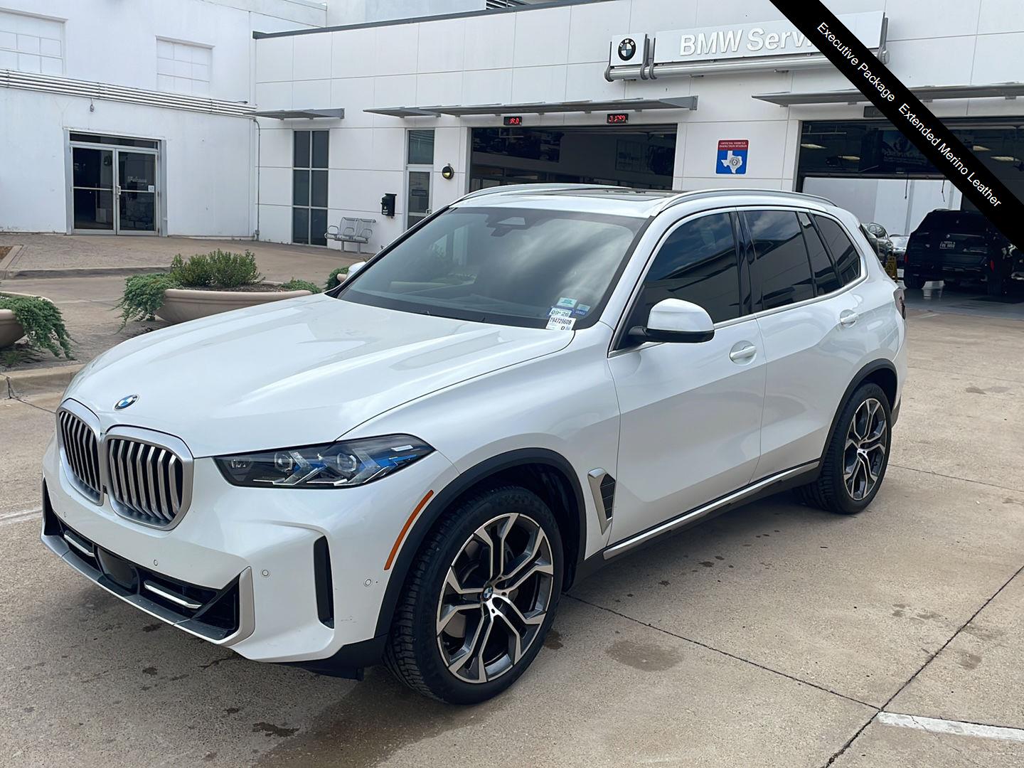 Mineral White Metallic 2024 BMW X5 SUV / Crossover All-Wheel Drive Automatic