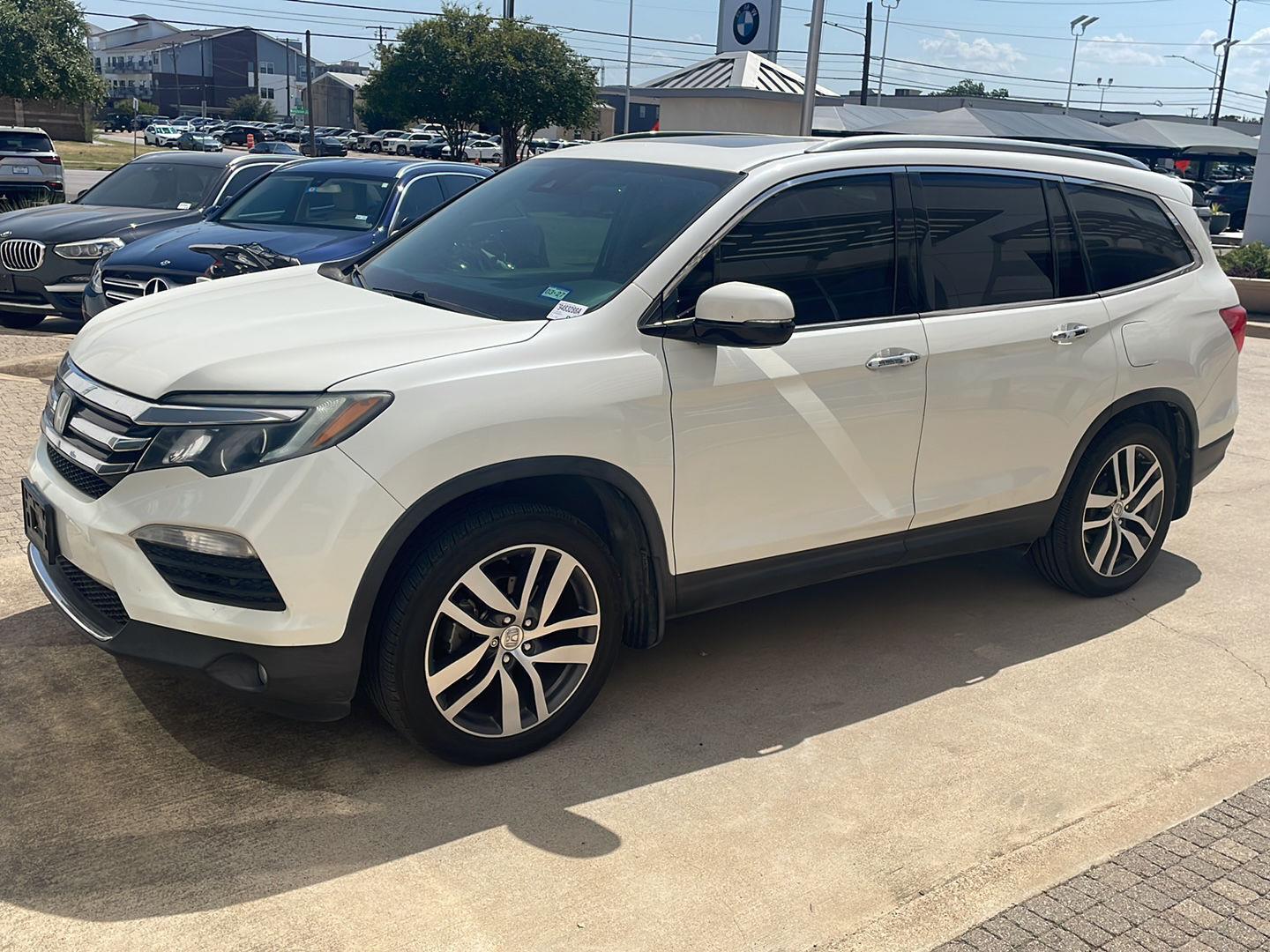White Diamond Pearl 2016 Honda Pilot SUV / Crossover All-Wheel Drive Automatic