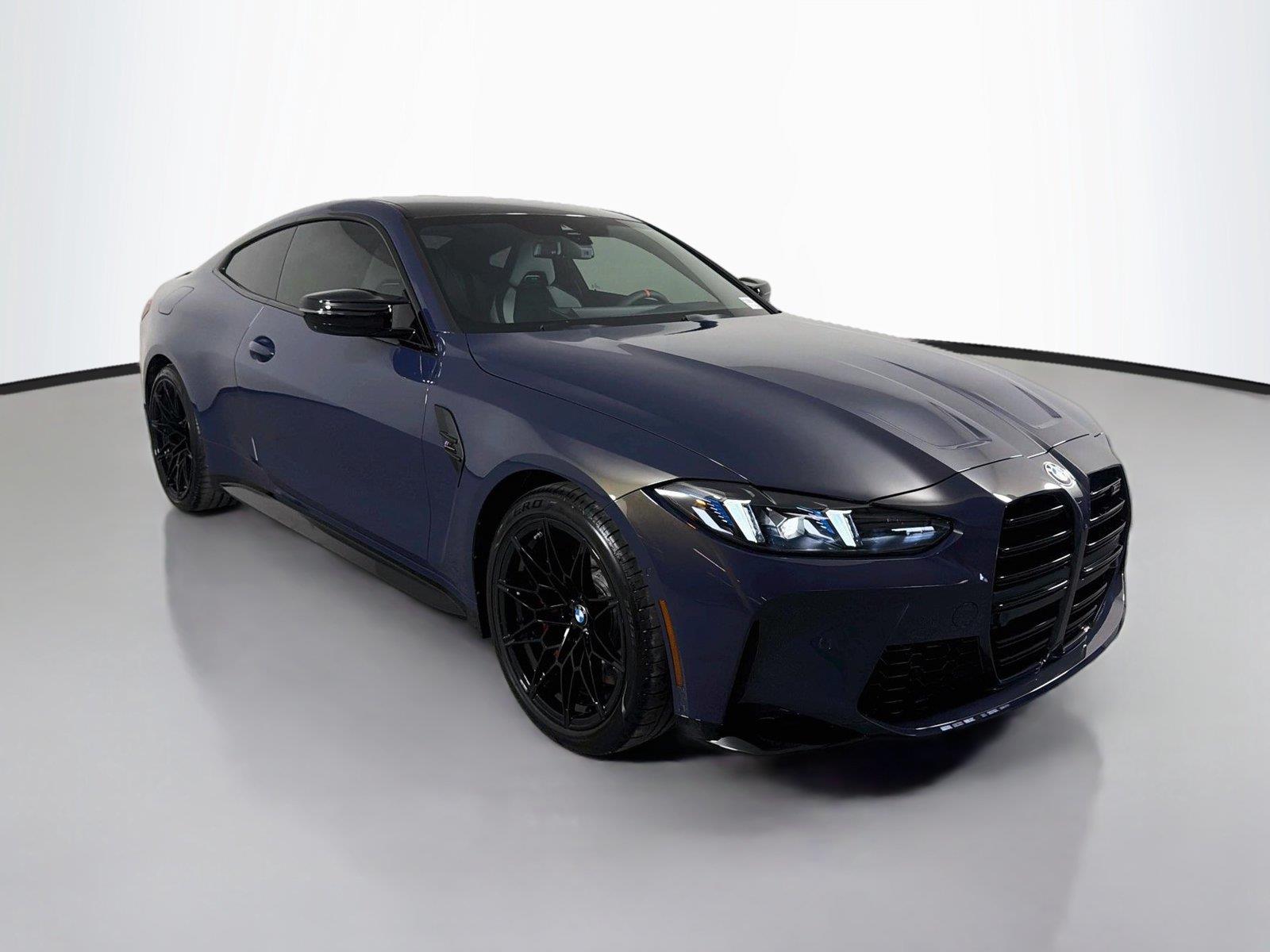 New 2027 Special Order Color BMW Competition xDrive image 3