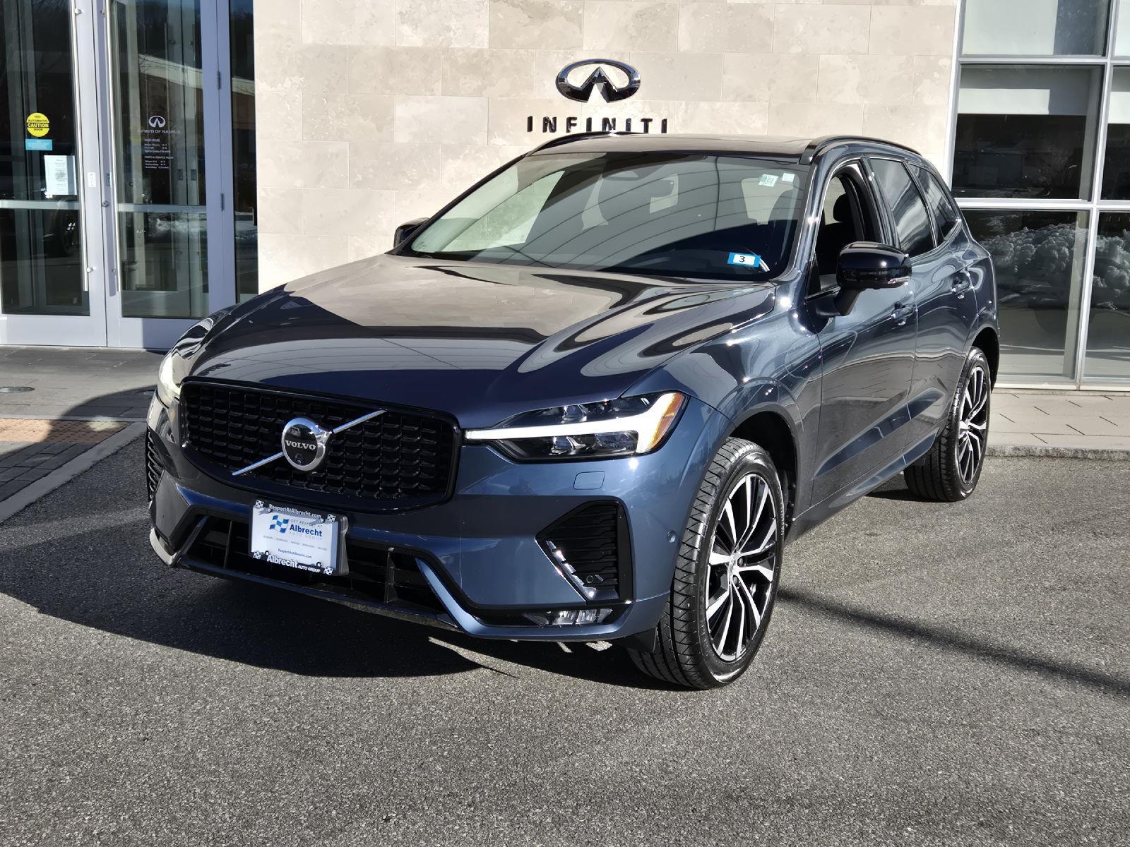 2024 Volvo XC60 B5 Plus Dark Theme AWD