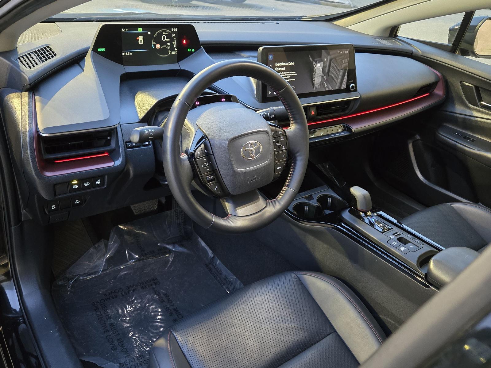 View vehicle photo 4