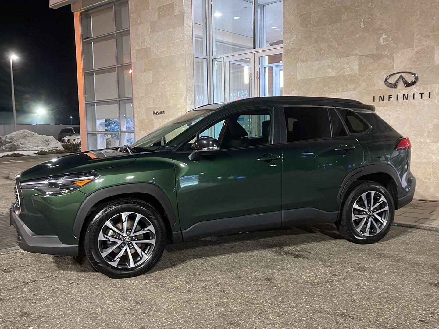 View vehicle photo 2