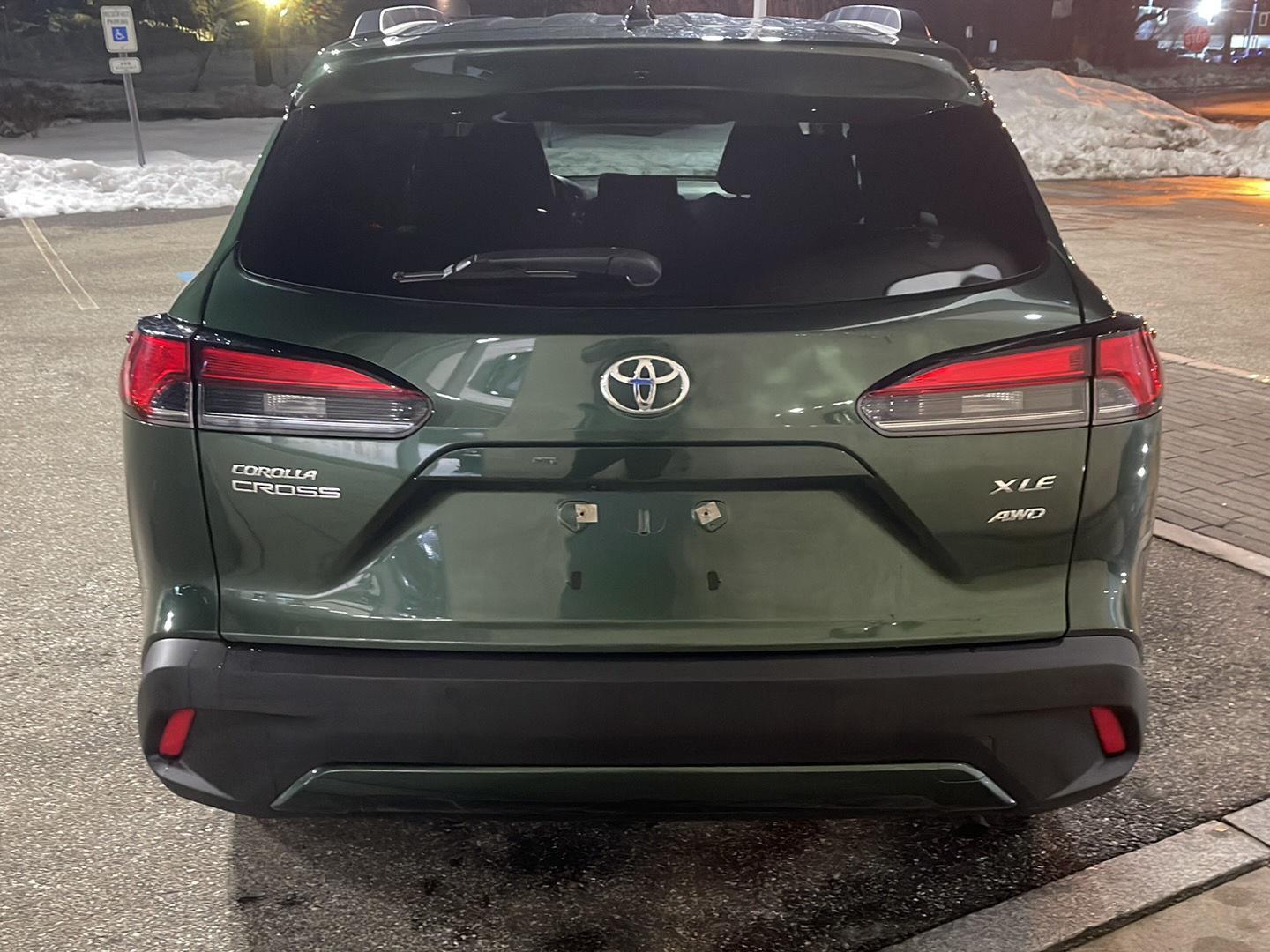 View vehicle photo 4