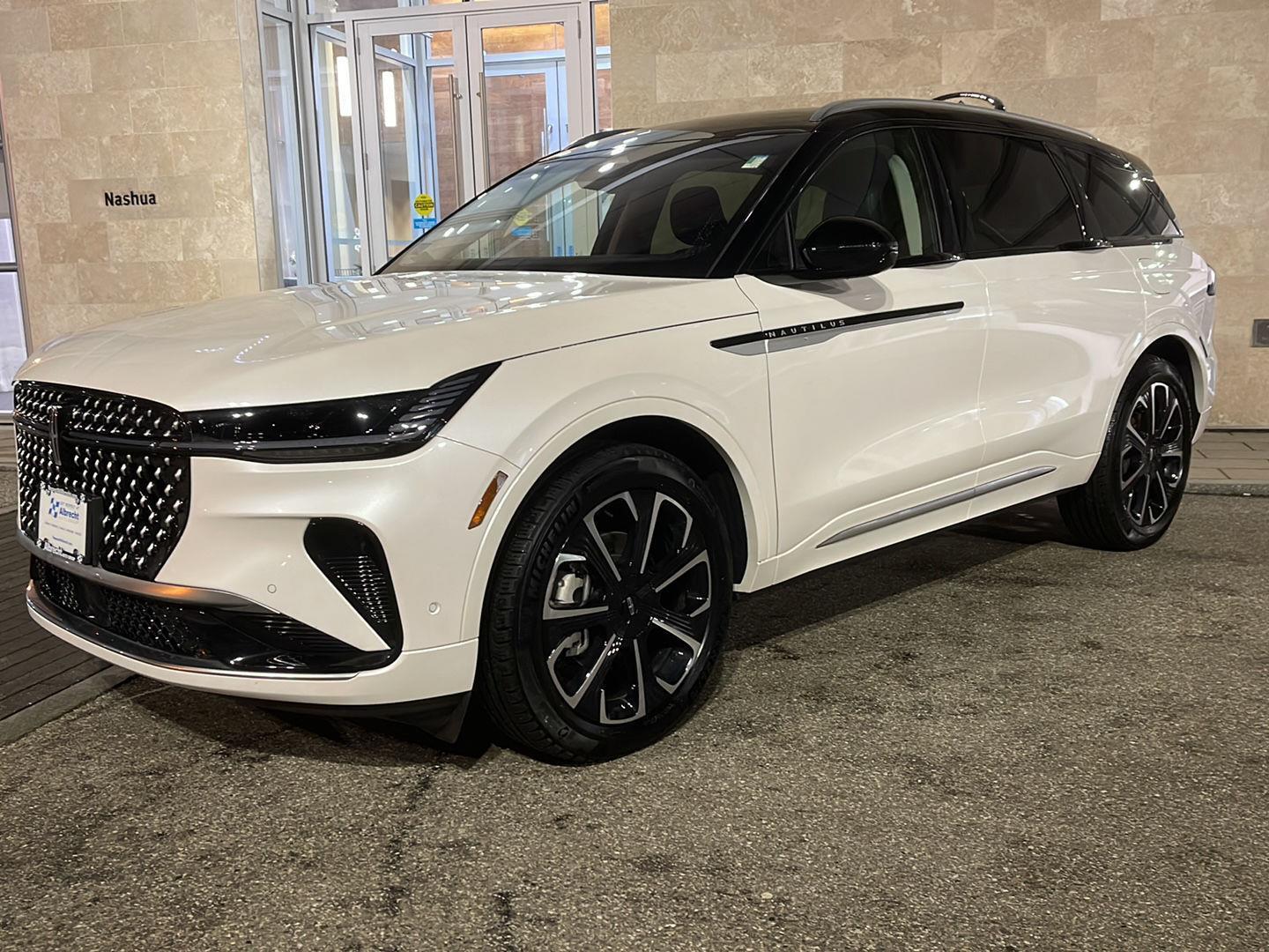 2024 Lincoln Nautilus Reserve AWD