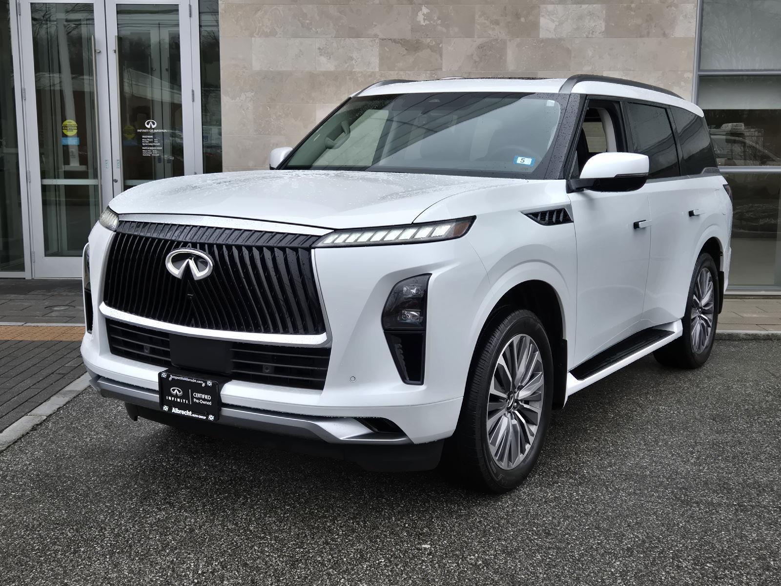 Radiant White 2026 INFINITI QX80 Luxe 4WD SUV / Crossover All-Wheel Drive Automatic