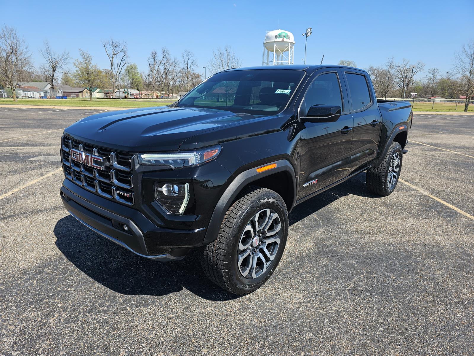 Onyx Black 2024 GMC Canyon AT4 Crew Cab 4WD Pickup Truck Four-Wheel Drive 8-Speed Automatic