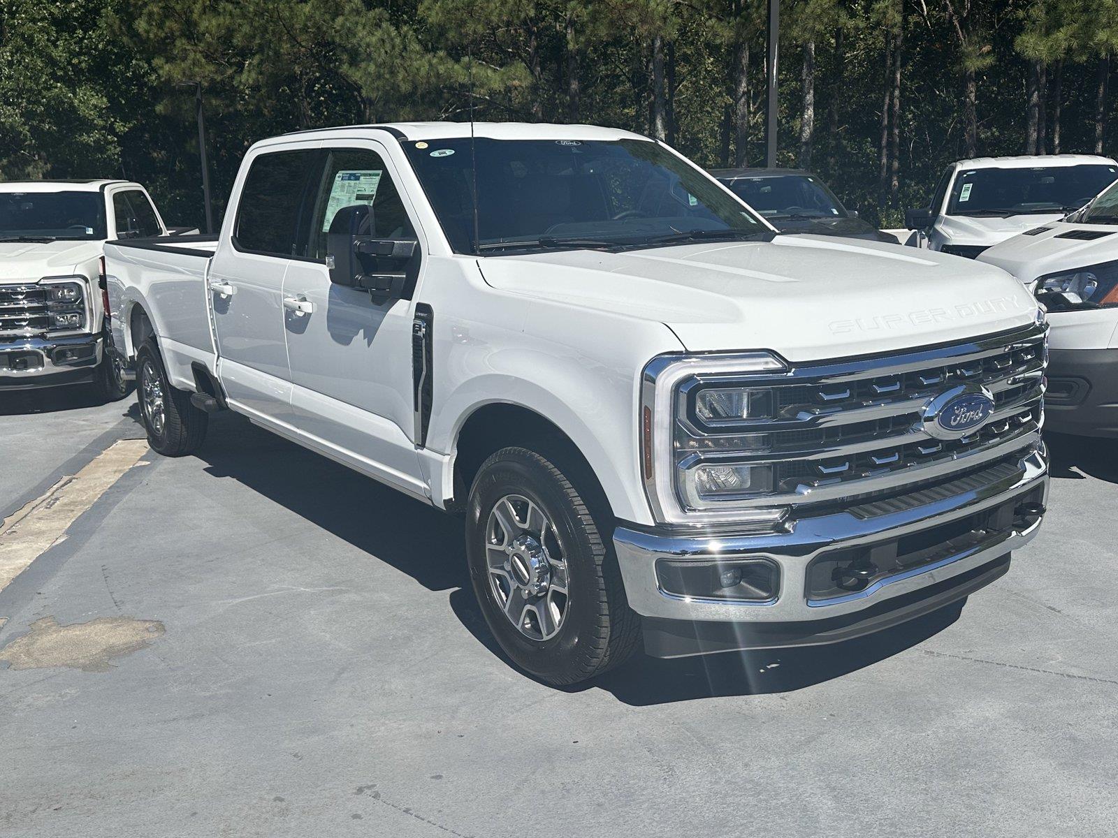 Oxford White 2026 Ford F-350 Super Duty Pickup Truck 4X2 Automatic