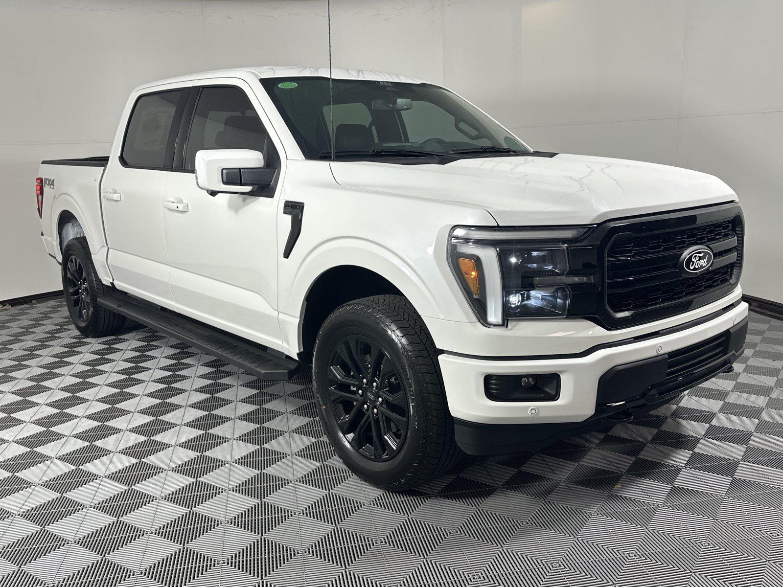 Star White Metallic Tri-Coat 2026 Ford F-150 Pickup Truck Four-Wheel Drive Automatic