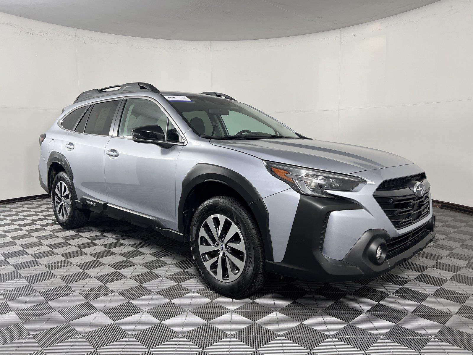 Ice Silver Metallic 2024 Subaru Outback SUV / Crossover All-Wheel Drive Continuously Variable Transmission