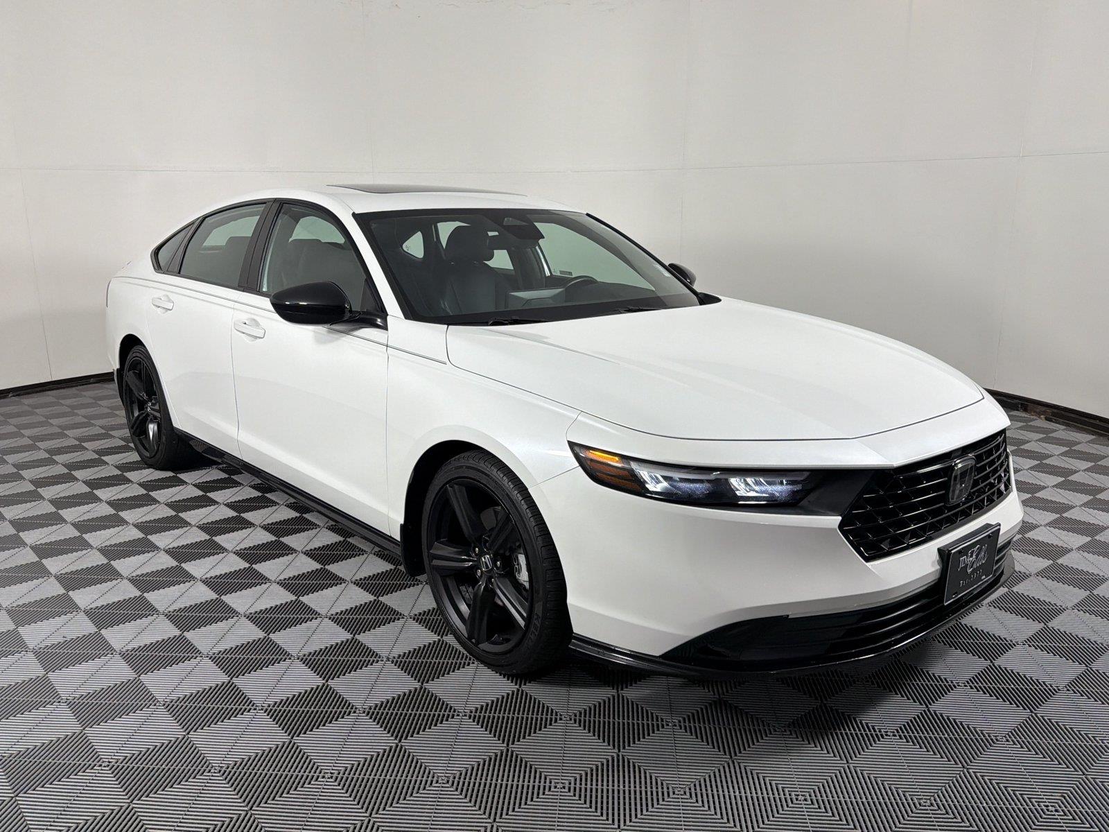 Platinum White Pearl 2024 Honda Accord Hybrid Sedan Front-Wheel Drive 1-Speed Dual Clutch