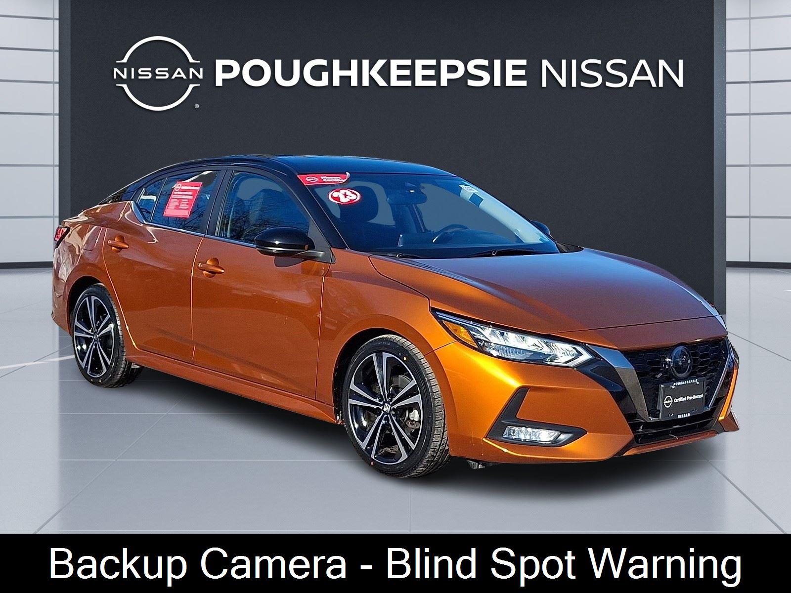 Monarch Orange Metallic/Super Black 2023 Nissan Sentra SR FWD Sedan Front-Wheel Drive Continuously Variable Transmission