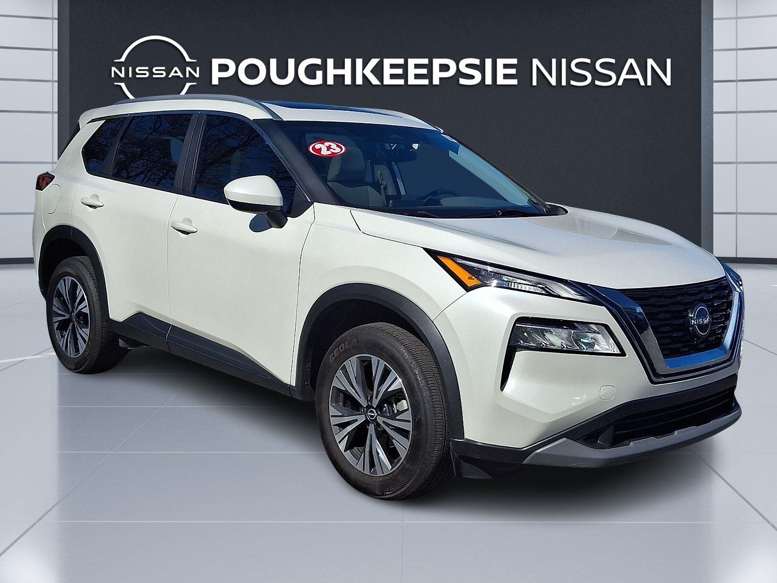 Pearl White Tricoat 2023 Nissan Rogue SV AWD SUV / Crossover All-Wheel Drive Continuously Variable Transmission