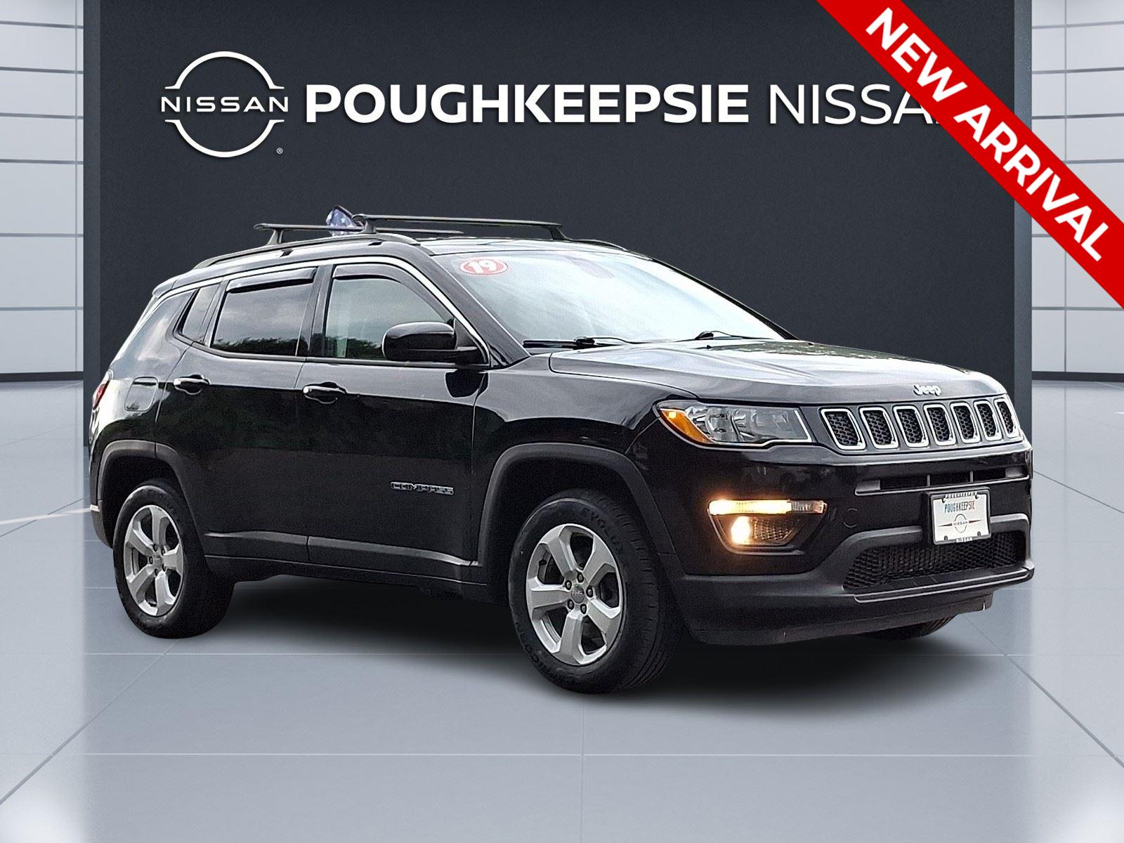 Diamond Black Crystal Pearlcoat 2019 Jeep Compass SUV / Crossover Four-Wheel Drive 9-Speed Automatic