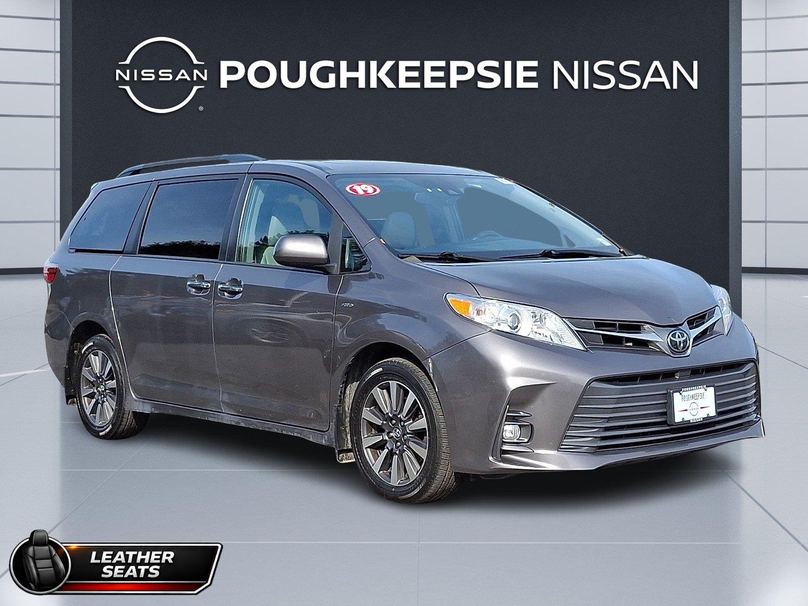 2019 Toyota Sienna Gris (Predawn Gray Mica) Minivan Tracción en las cuatro ruedas 8 velocidades Automática