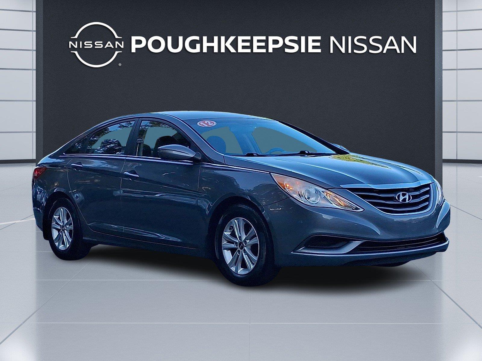 Harbor Gray Metallic 2012 Hyundai Sonata Sedan Front-Wheel Drive Automatic