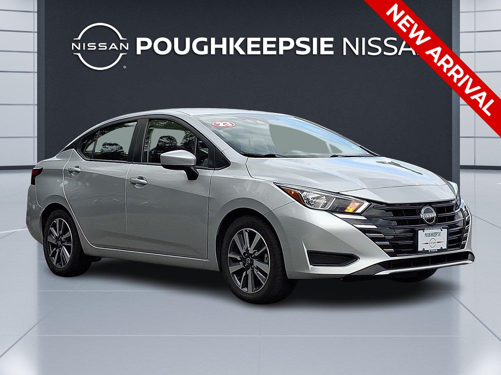 Brilliant Silver Metallic 2023 Nissan Versa Sedan Front-Wheel Drive Continuously Variable Transmission