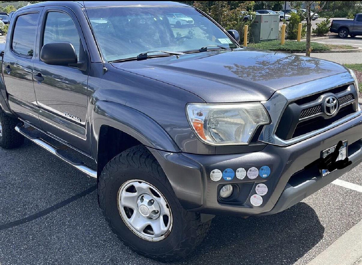 Magnetic Gray Metallic 2012 Toyota Tacoma Pickup Truck Four-Wheel Drive 6-Speed Manual