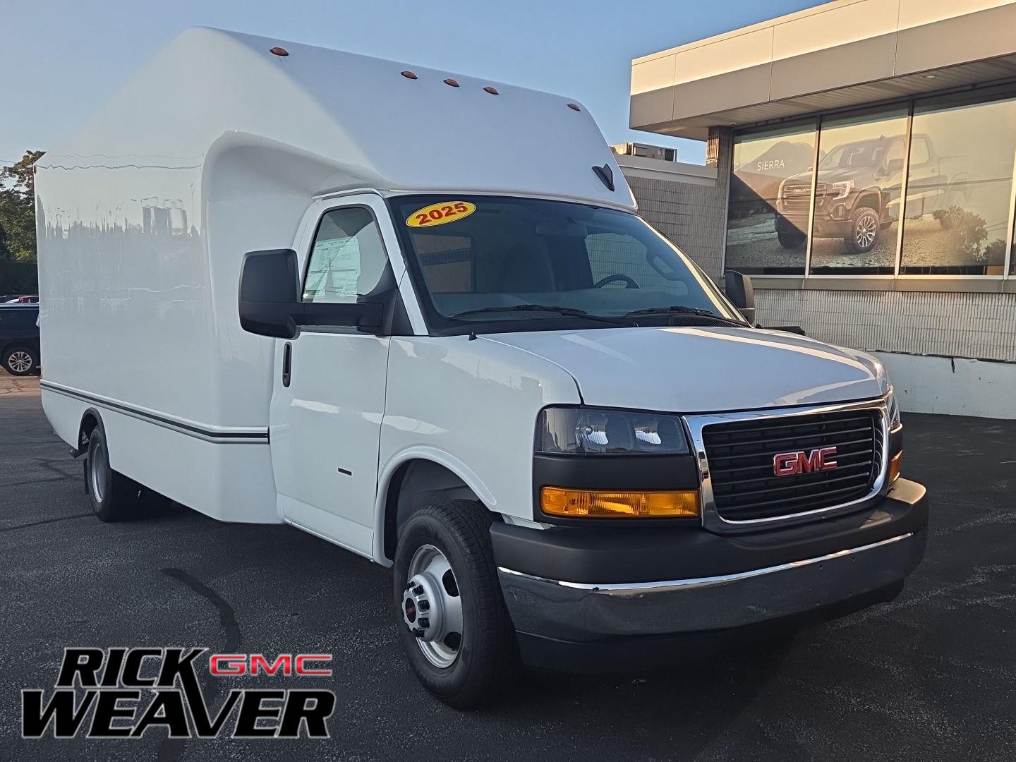 2025 GMC Savana Commercial Cutaway - 0