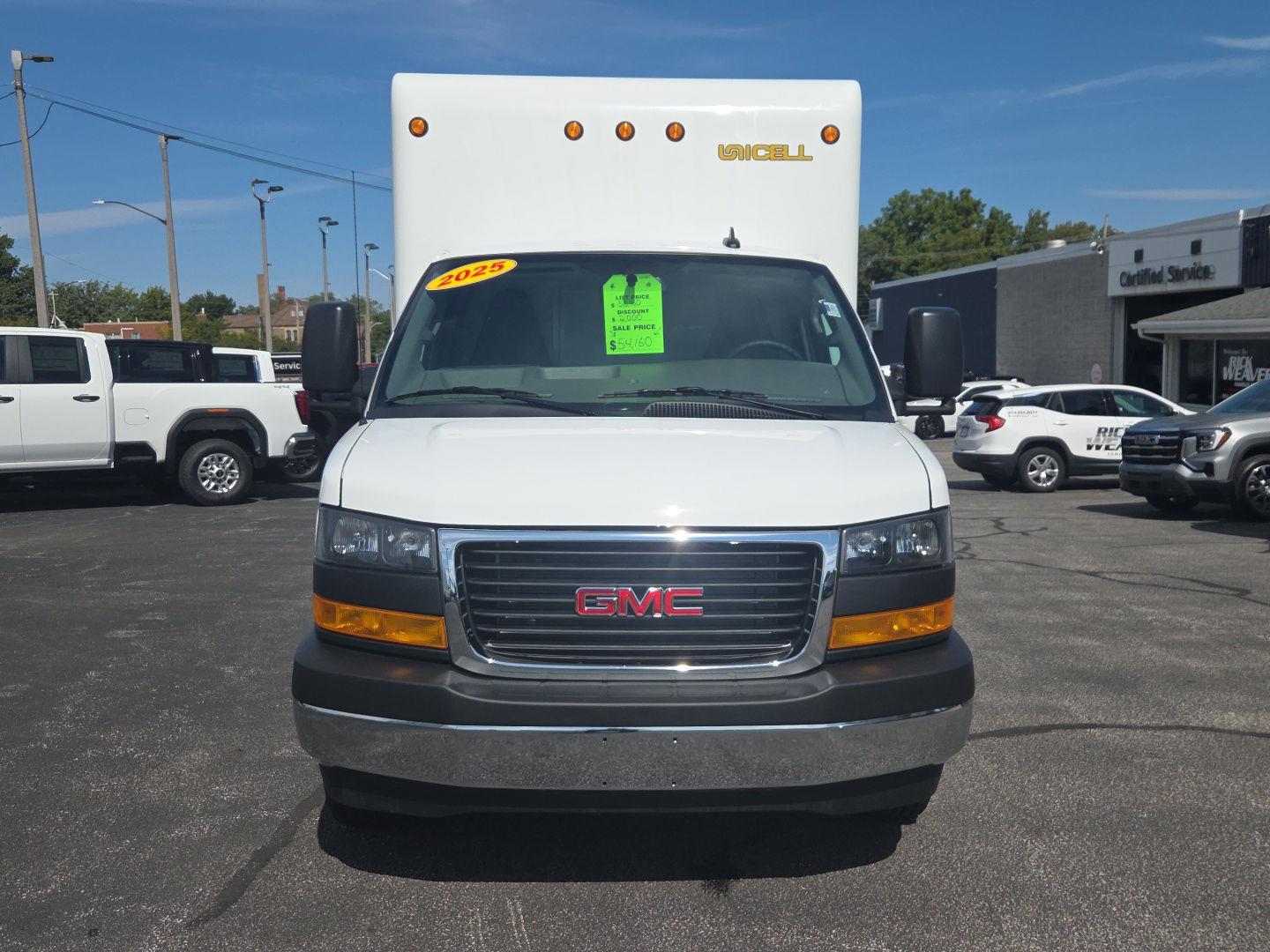 2025 GMC Savana Commercial Cutaway - 3