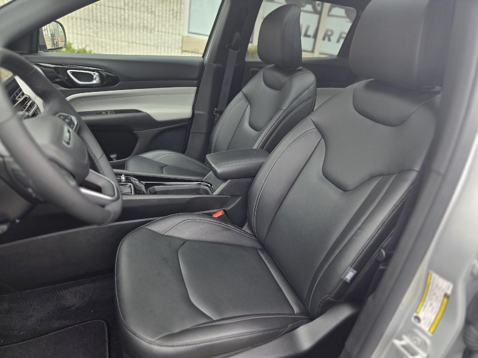 2025 Jeep Compass Limited at Humes CDJR