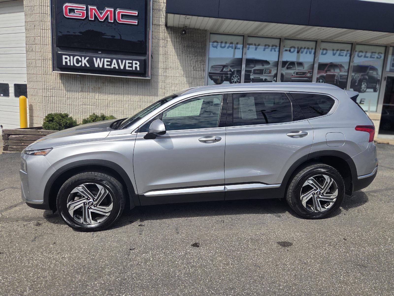 2022 Hyundai Santa Fe SEL - 2