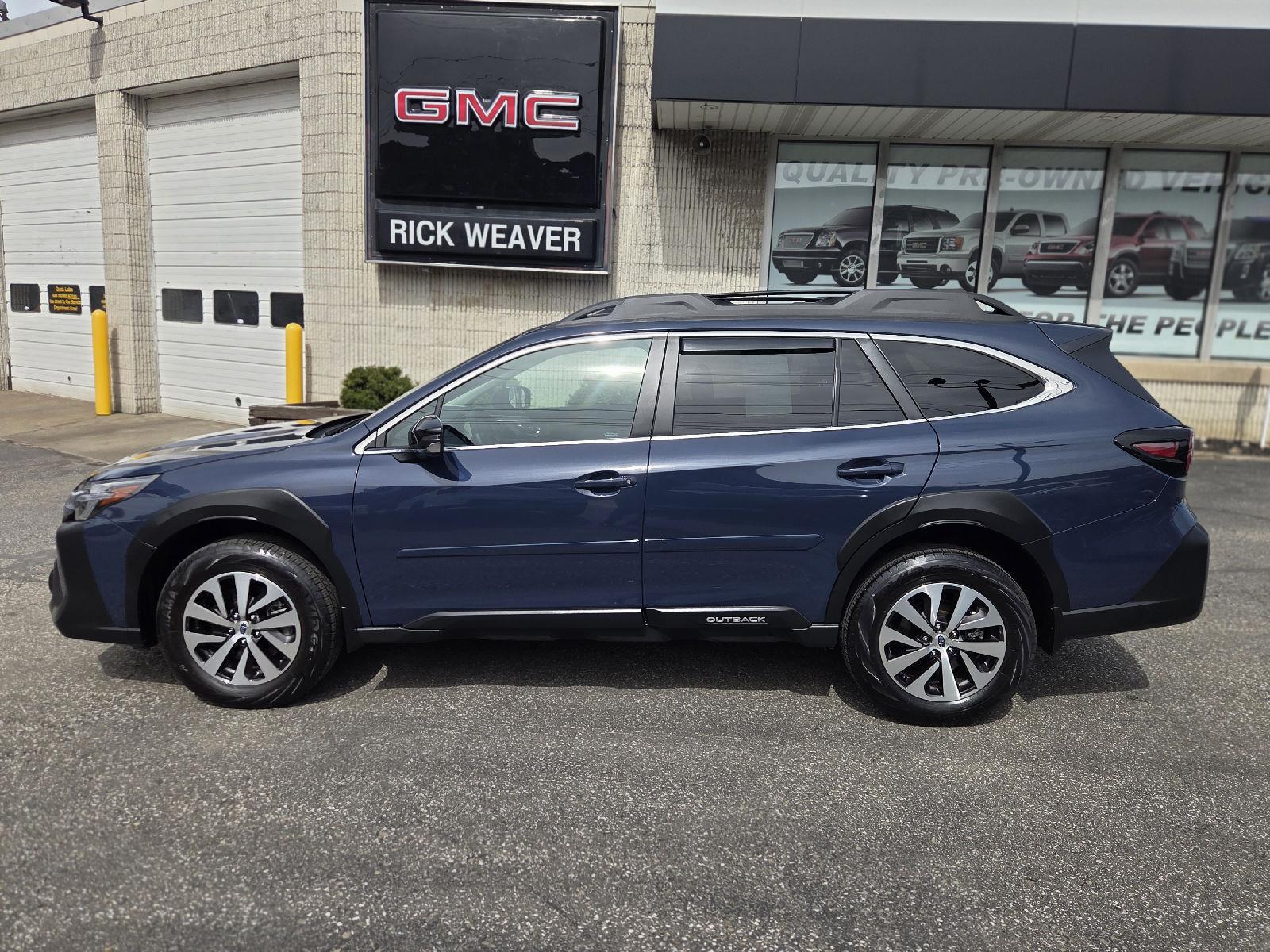 2025 Subaru Outback Premium - 3