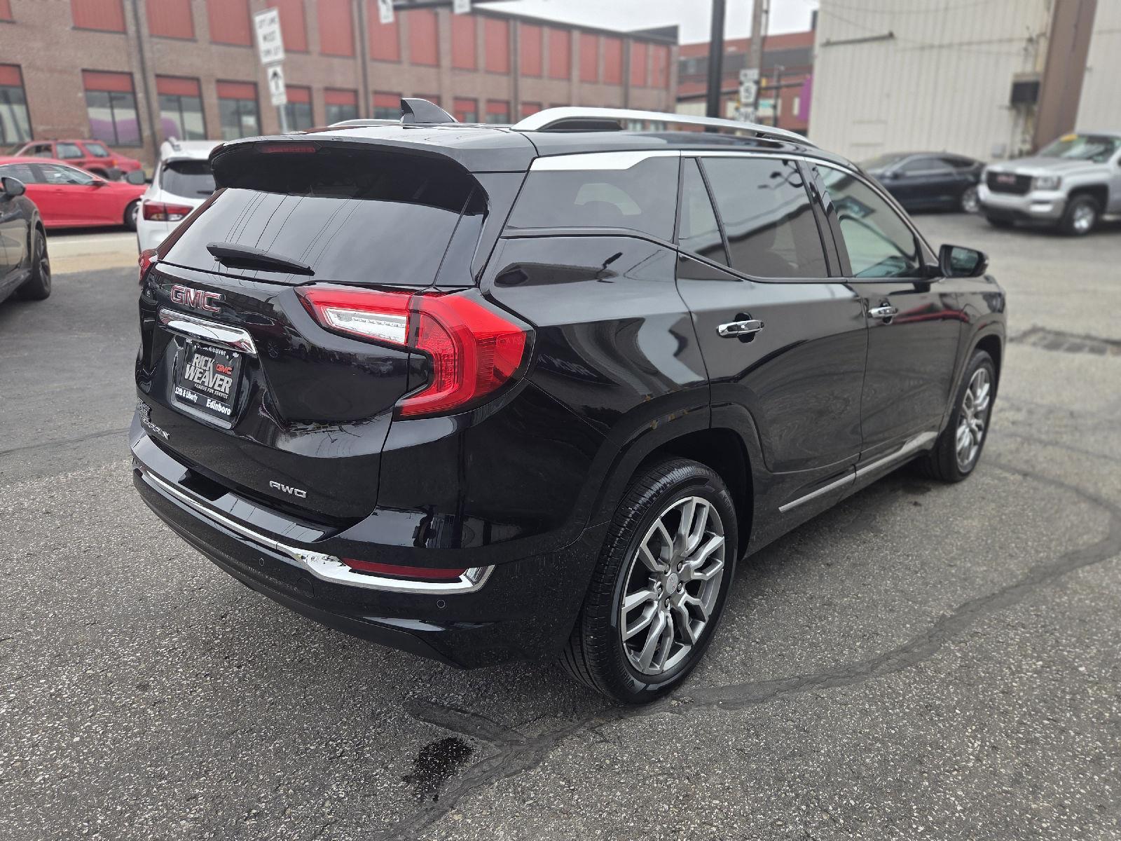 2024 GMC Terrain Denali - 6