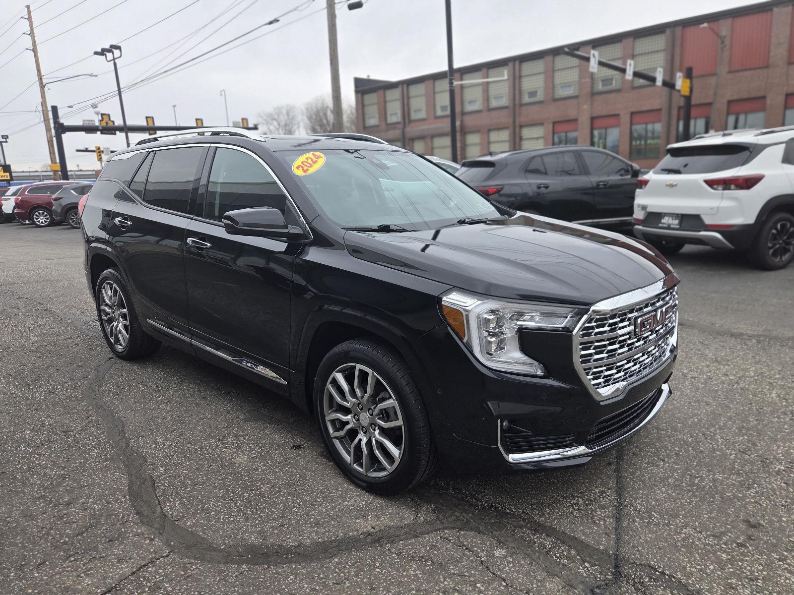 2024 GMC Terrain Denali - 9