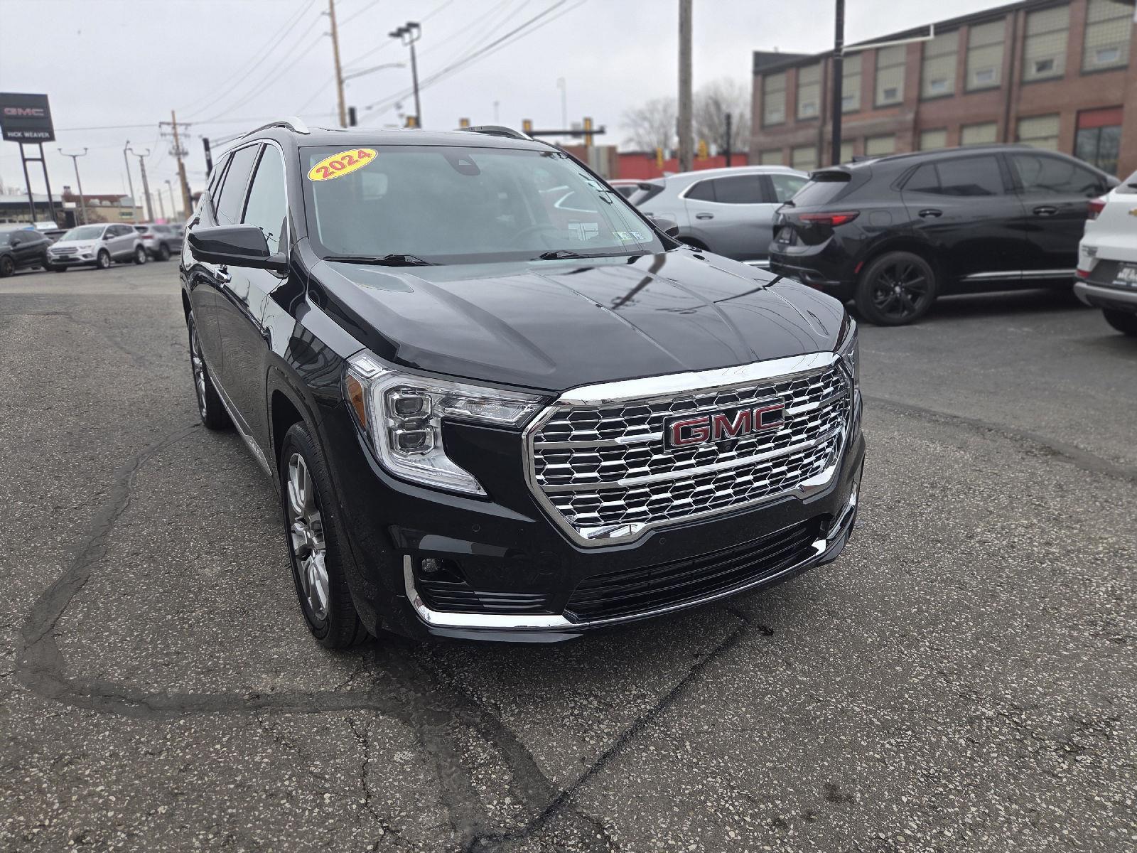 2024 GMC Terrain Denali - 10