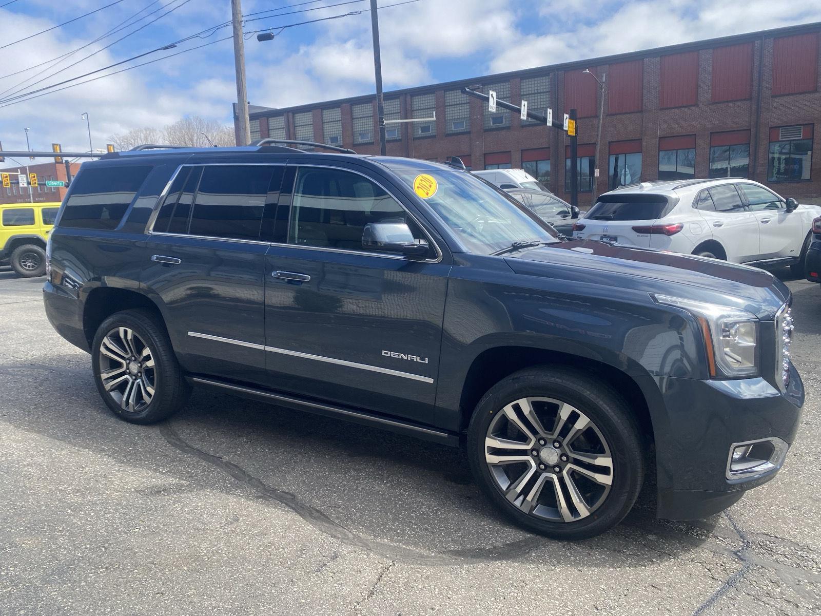 2020 GMC Yukon Denali - 9
