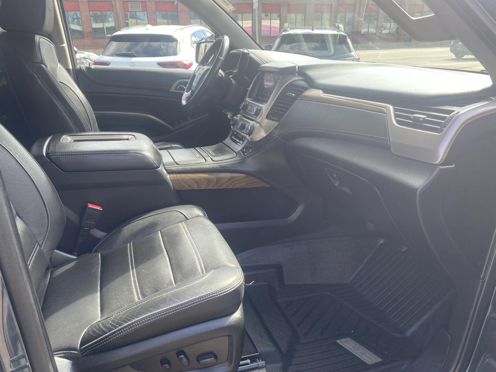 2020 GMC Yukon Denali at Braxton Motor Co