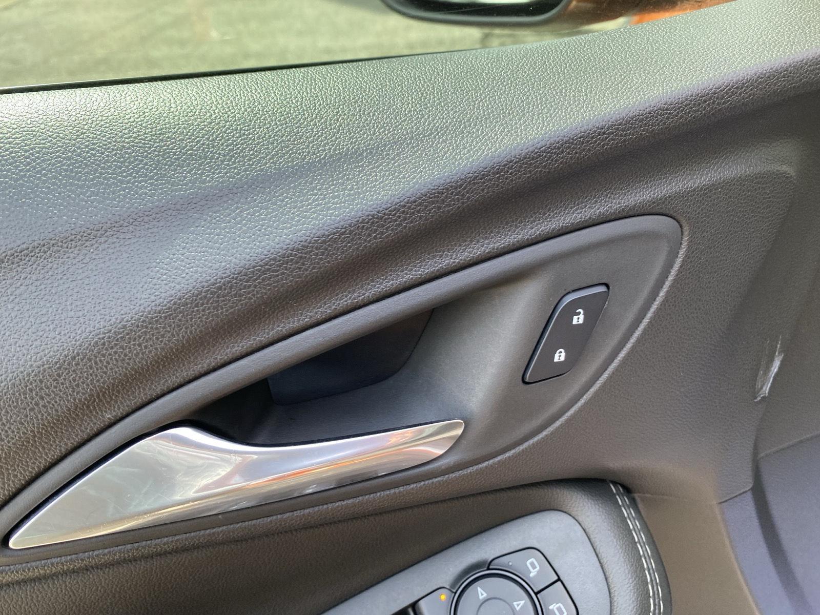 2022 Buick Encore GX Select at Braxton Motor Co