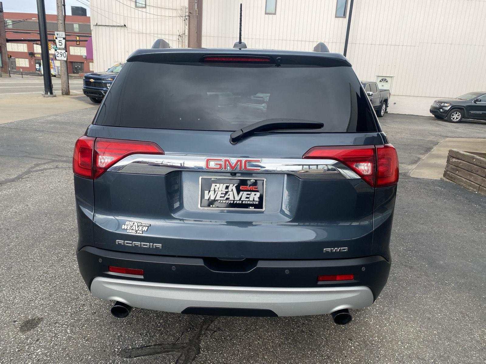 View vehicle photo 5