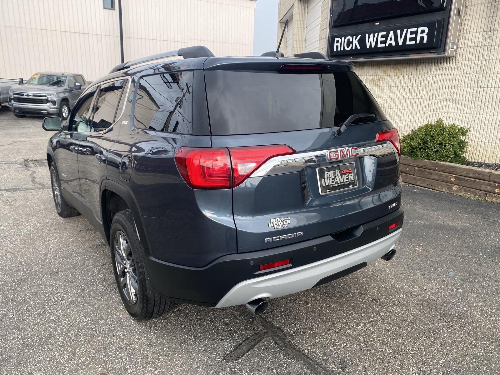 View vehicle photo 6