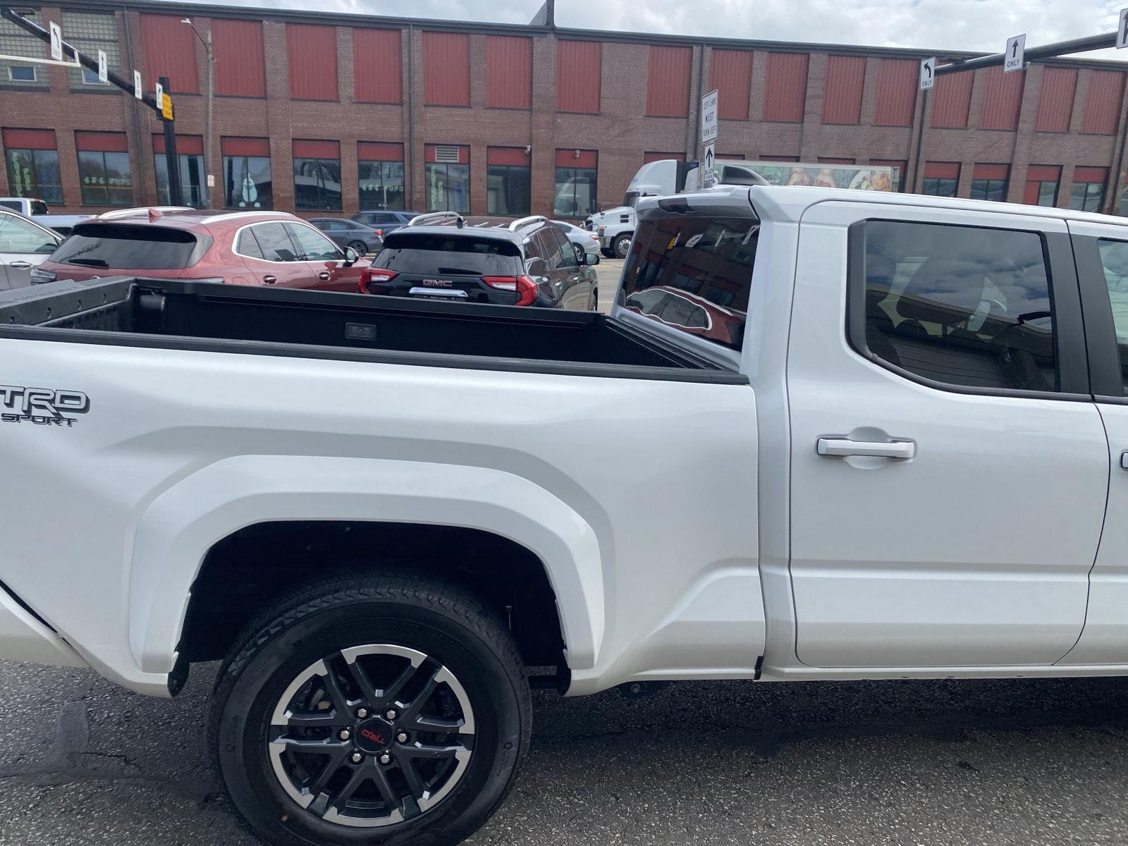 2024 TOYOTA TACOMA 2WD TK - 10