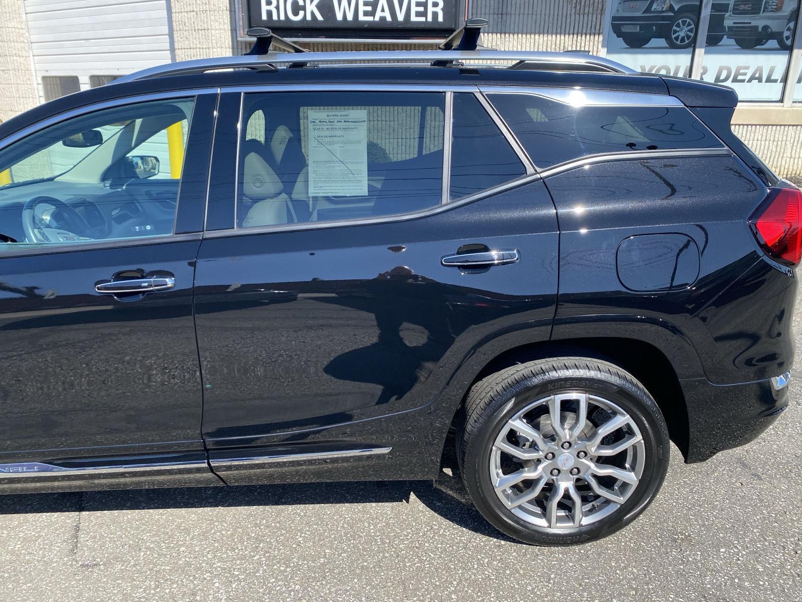 2022 GMC Terrain Denali - 3