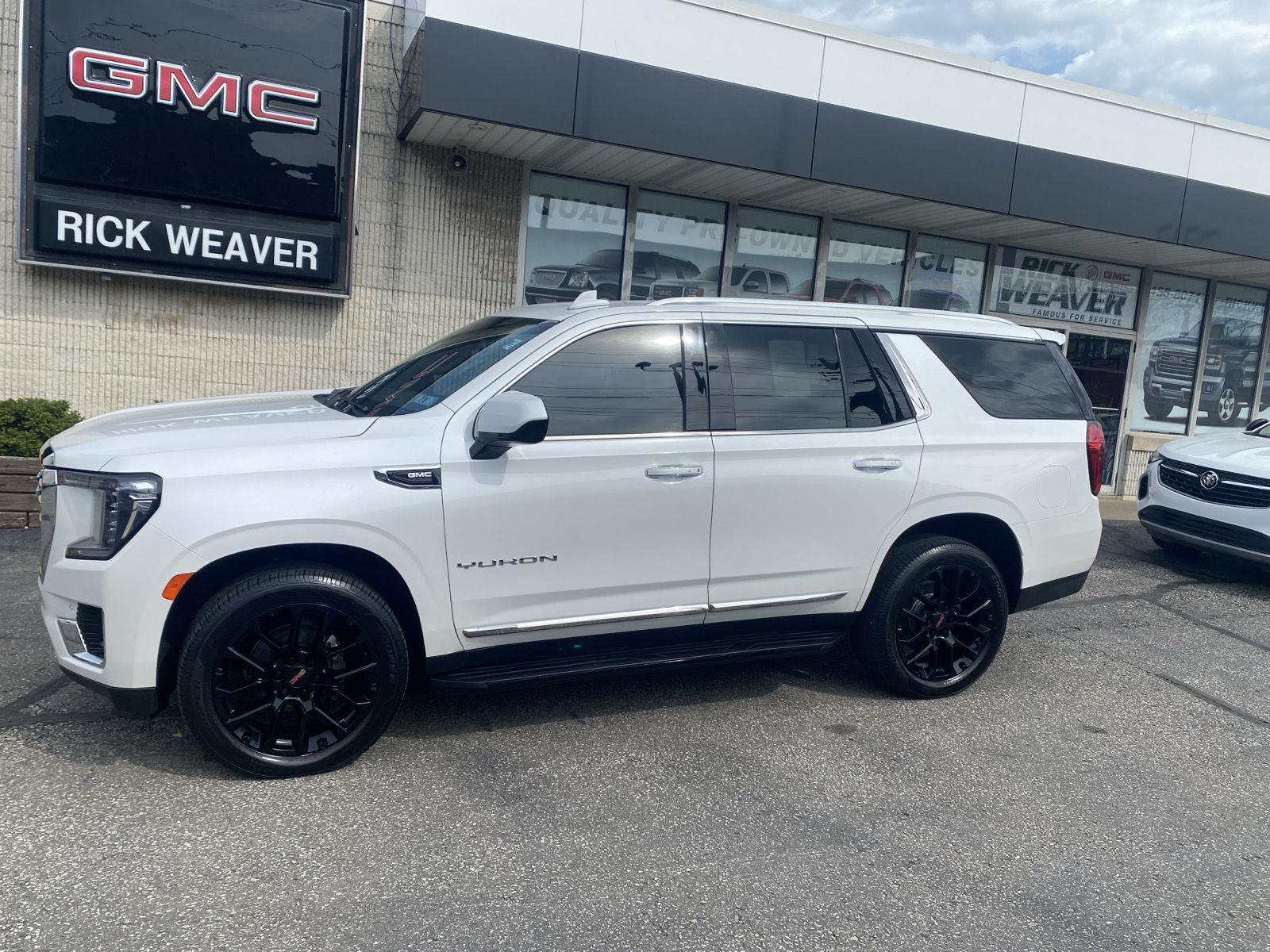 2022 GMC Yukon SLT - 4
