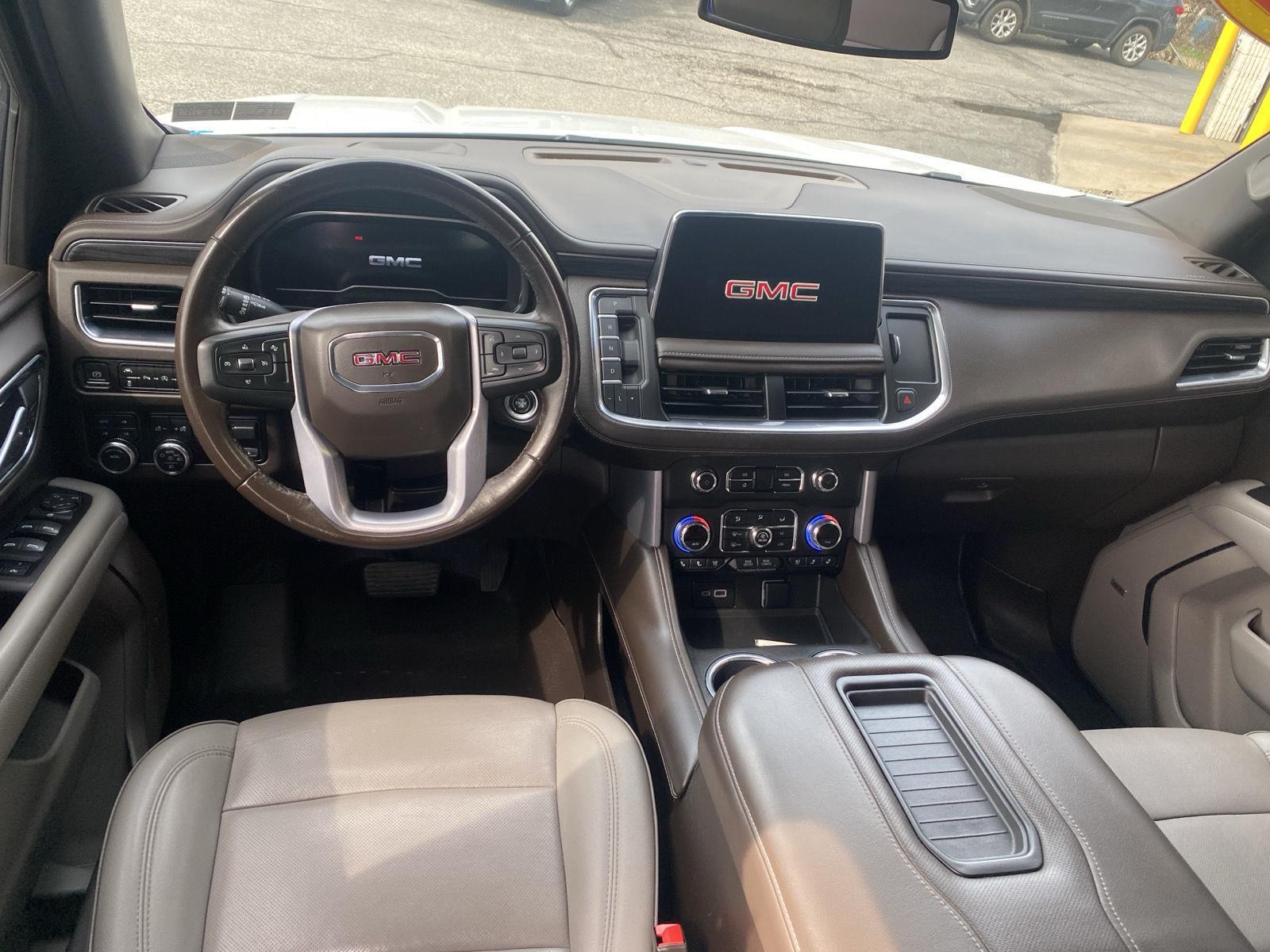 2022 GMC Yukon SLT at Braxton Motor Co