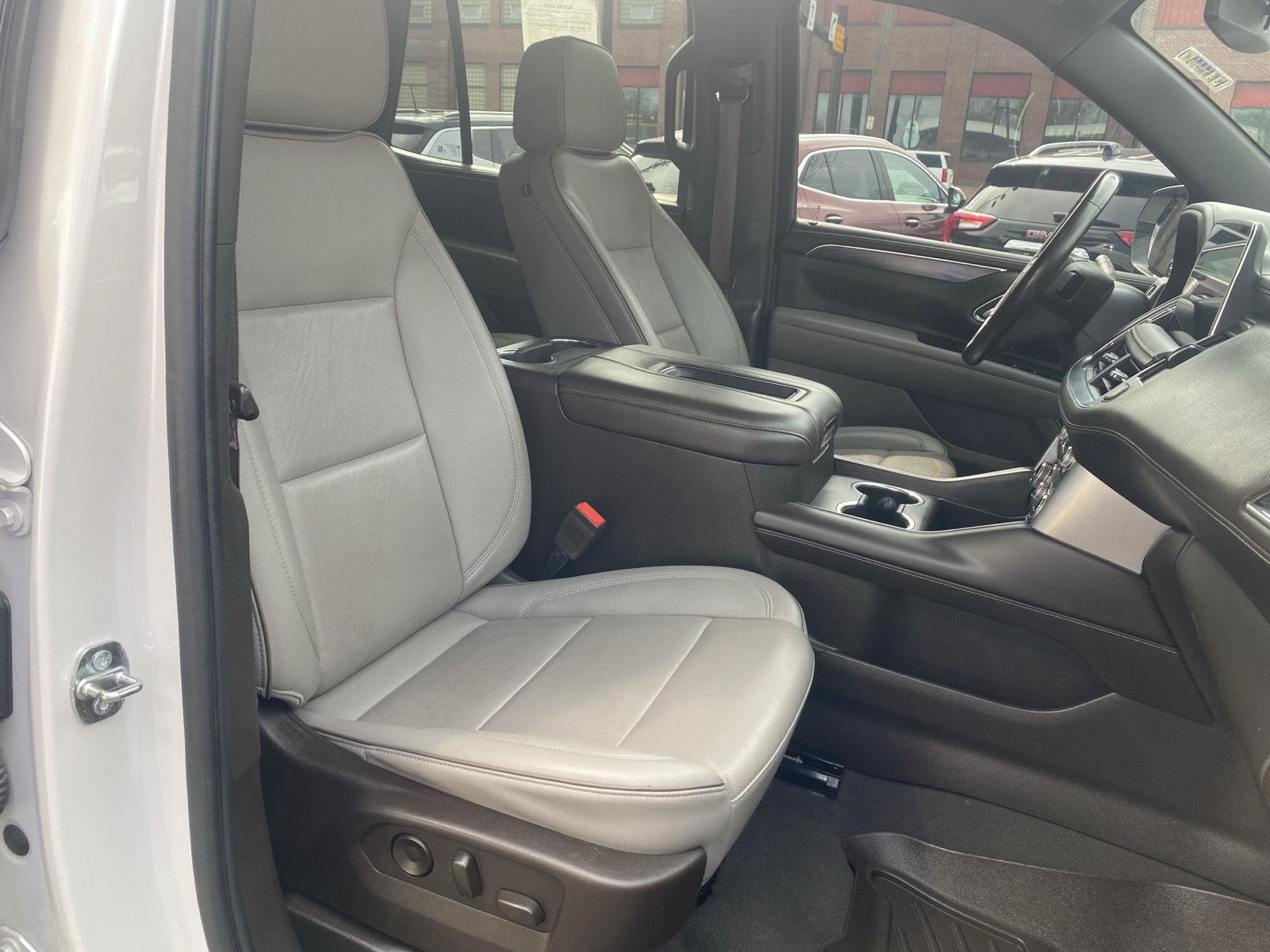 2022 GMC Yukon SLT at Braxton Motor Co