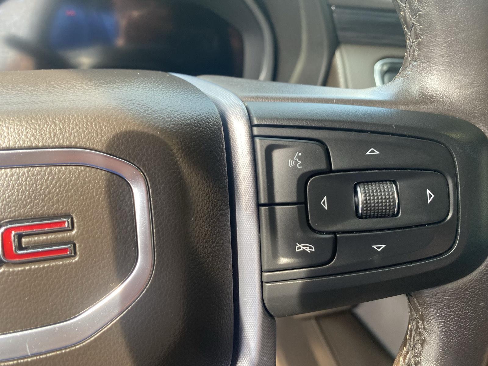 2022 GMC Yukon SLT at Braxton Motor Co
