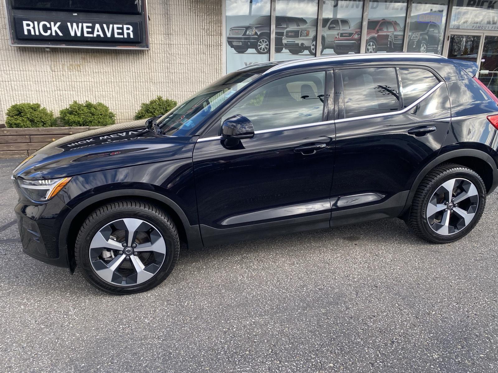 2024 Volvo XC40 Plus Bright Theme - 4