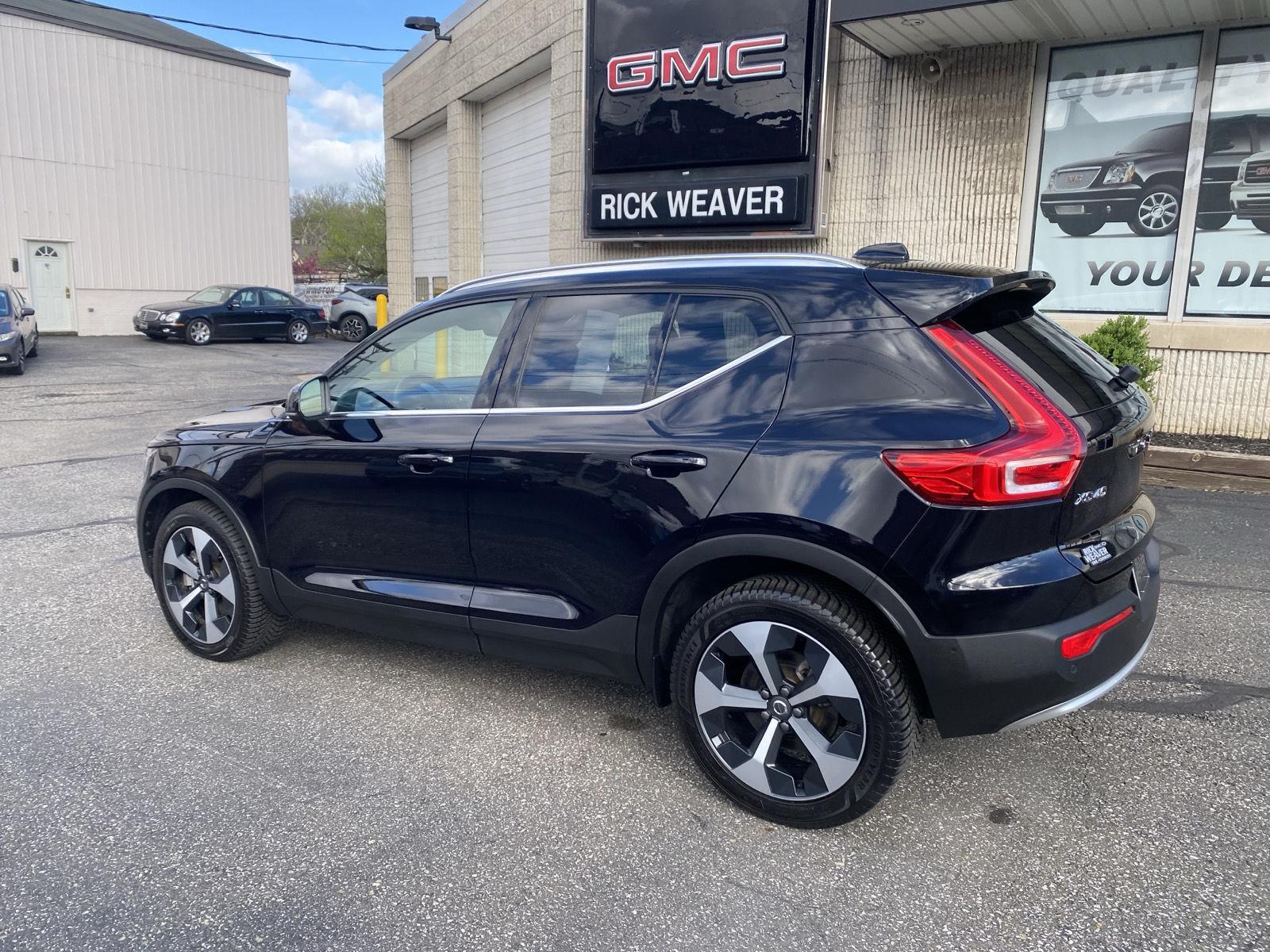 2024 Volvo XC40 Plus Bright Theme - 6
