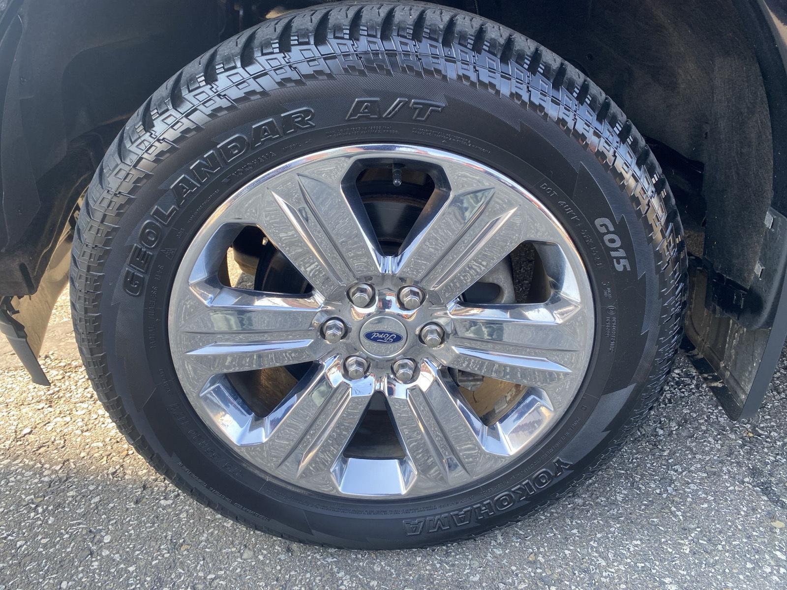 2020 Ford F-150 LARIAT at Lake View Ford